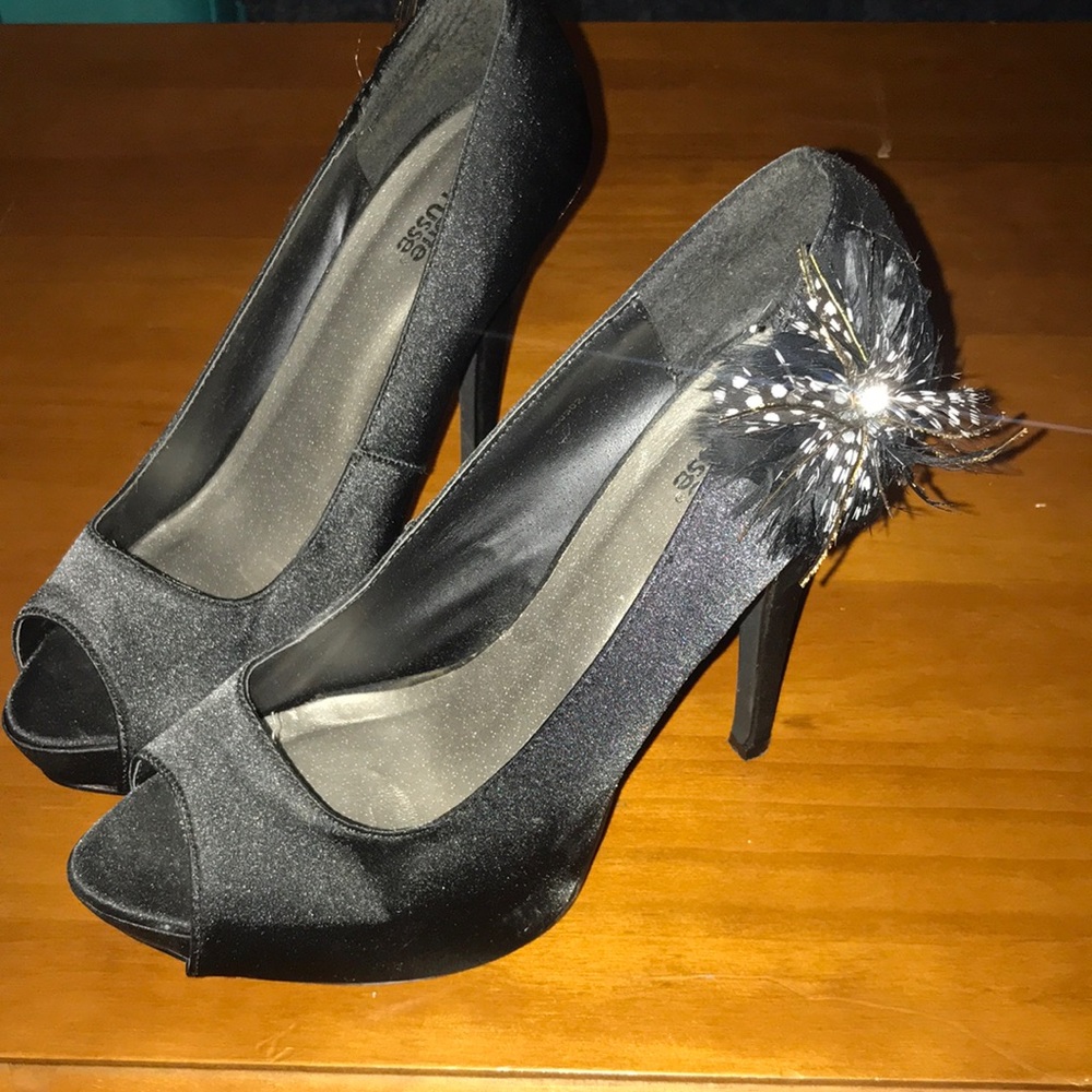 Black Charlotte Russe Heels
